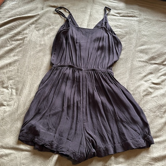 Black romper - Picture 3 of 3